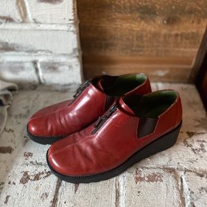 Donald J Pliner size 7.5 Stella made in Italy